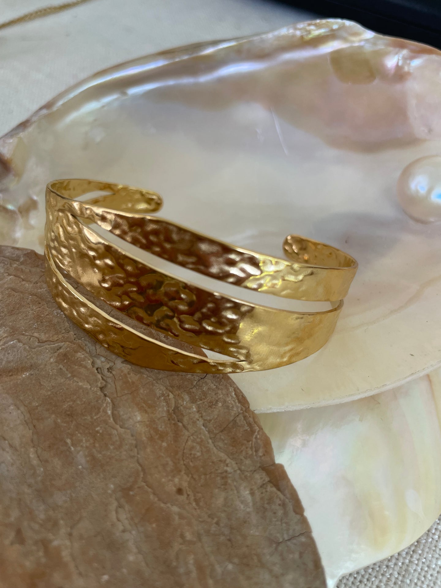 Cleo Cuff Gold