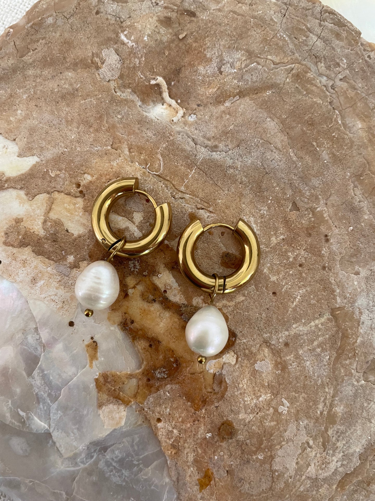 Olivia Pearl Hoop Earring Gold