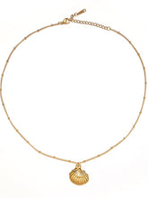 Load image into Gallery viewer, Sienna Shell Necklace Gold
