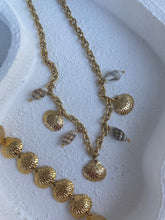 Load image into Gallery viewer, Isla Shell Charm Necklace Gold
