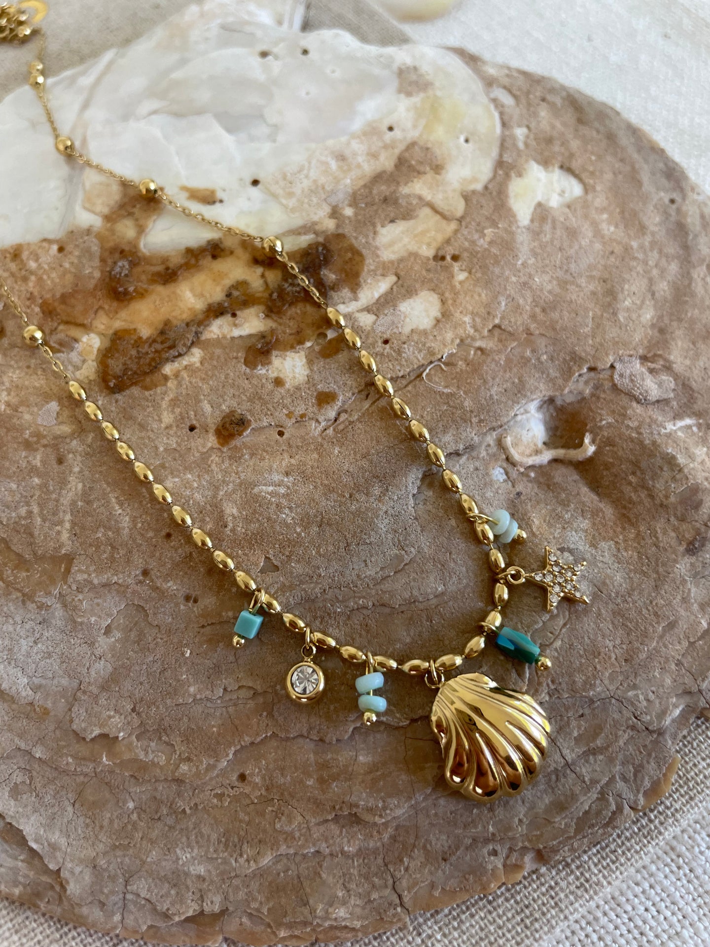 Izzy Shell Charm Necklace